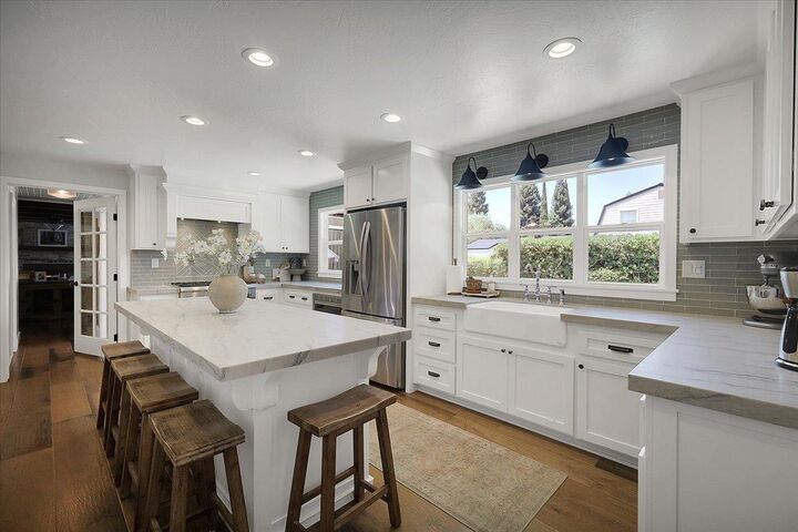 Property Photo:  965 Marlin Court  CA 95991 