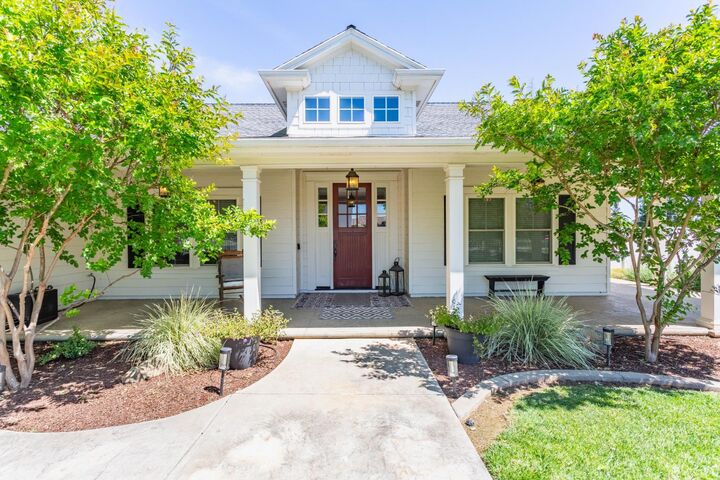 Property Photo: 3270 Caminito Avenue CA 95991