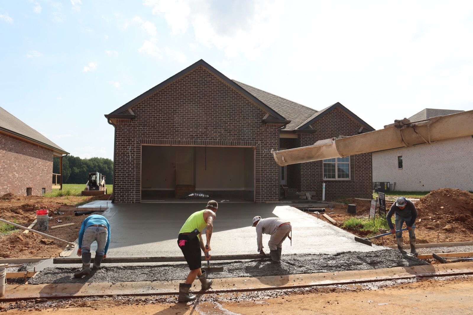 Property Photo:  225 Harvest Moon Dr  TN 37043 