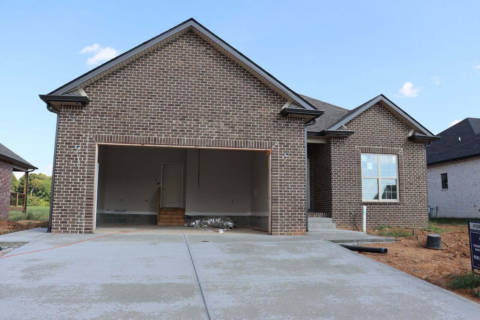 Property Photo:  225 Harvest Moon Dr  TN 37043 