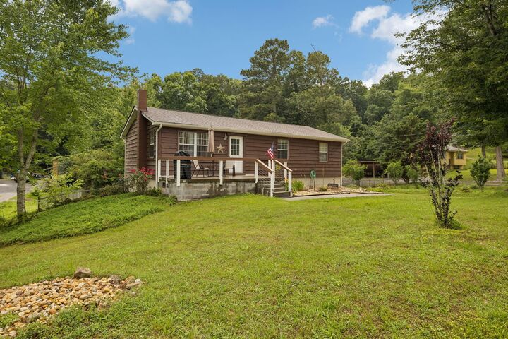 Property Photo:  370 Homestead Circle NE  TN 37323 