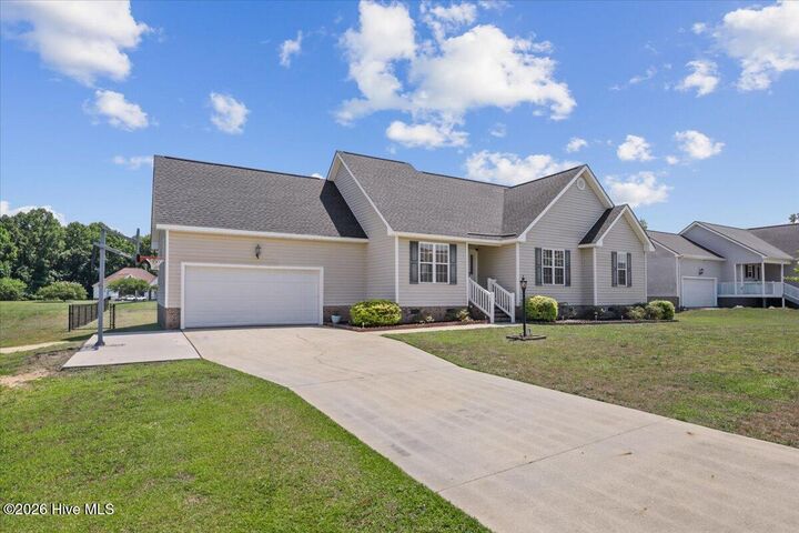 Property Photo:  223 Sunridge Lane  NC 27863 