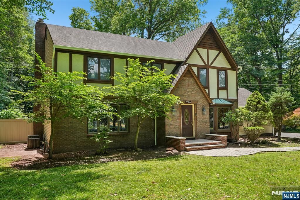 Property Photo: 27 Chestnut Avenue NJ 07675