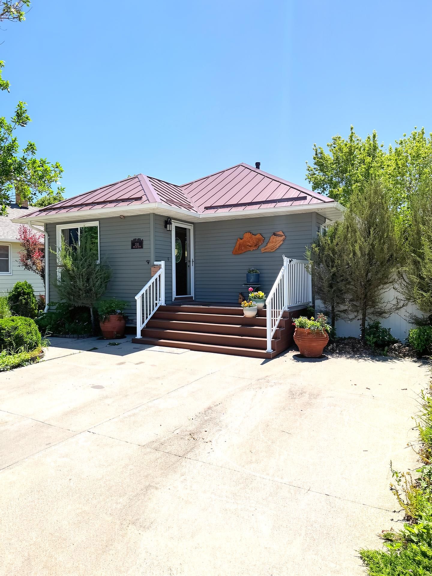 Property Photo: 2116 8th Avenue N MT 59401