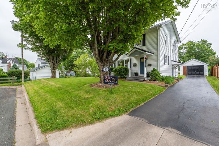 90 Churchill Street — photo 1