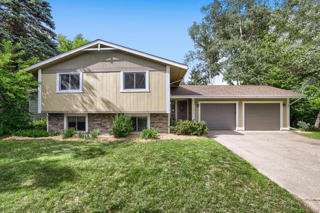 Property Photo: 14808 56th Street N MN 55082
