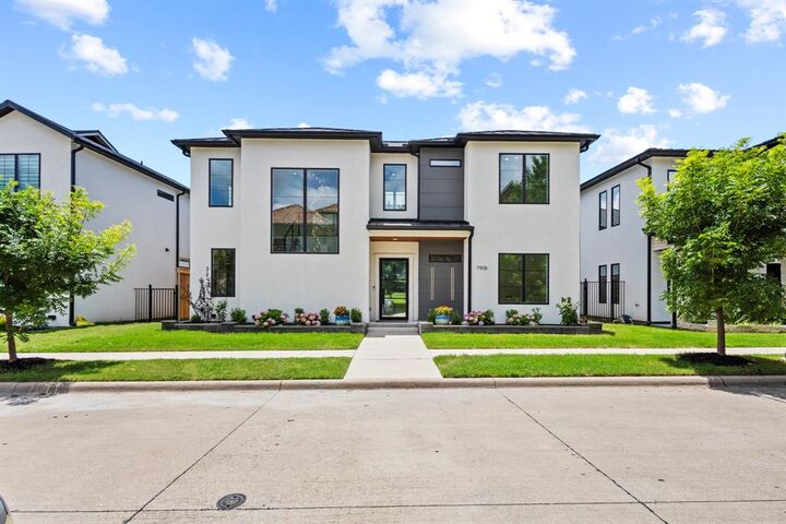 Property Photo: 7905 Comanche Way TX 75070