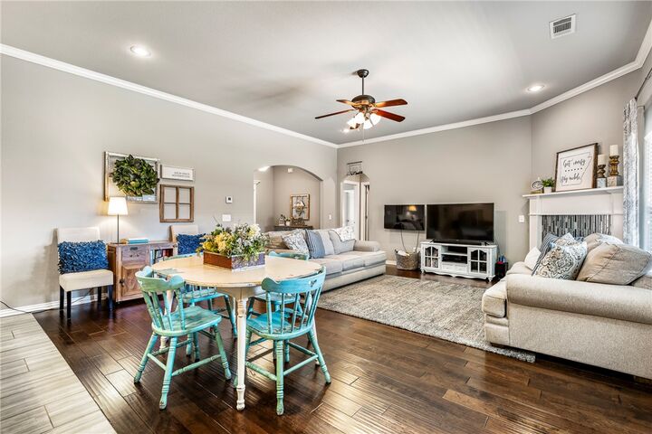Property Photo:  4002 SW Flatrock Cove  AR 72713 