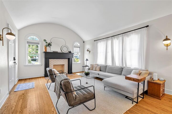 Property Photo: 917 NE 18th Street OK 73105