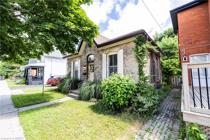 Property Photo:  175 Albion Street  ON N3T 3N1 