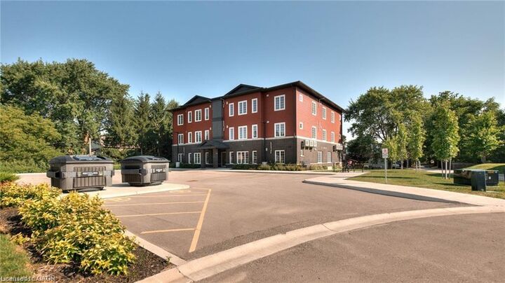 Property Photo:  33 Murray Court 10  ON N0K 1M0 