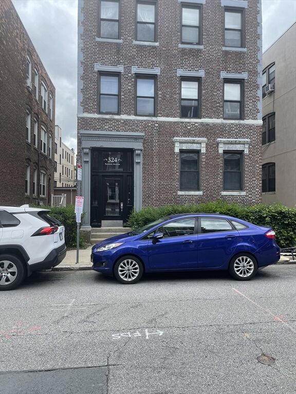 Property Photo:  324 Summit Avenue 1  MA 02135 