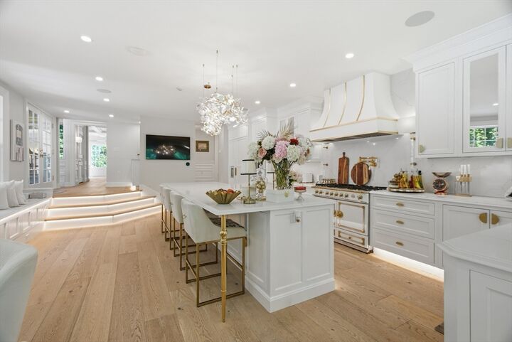 Property Photo: 31 Boyles Street MA 01915
