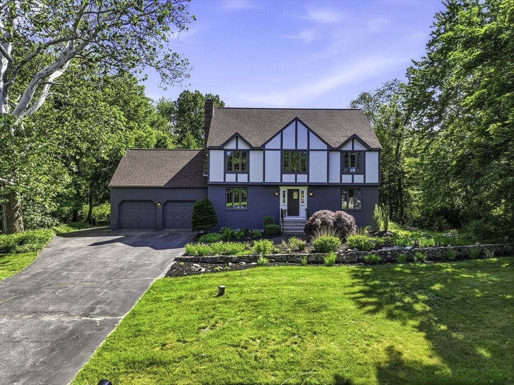 Property Photo:  5 Diane Dr  MA 02053 