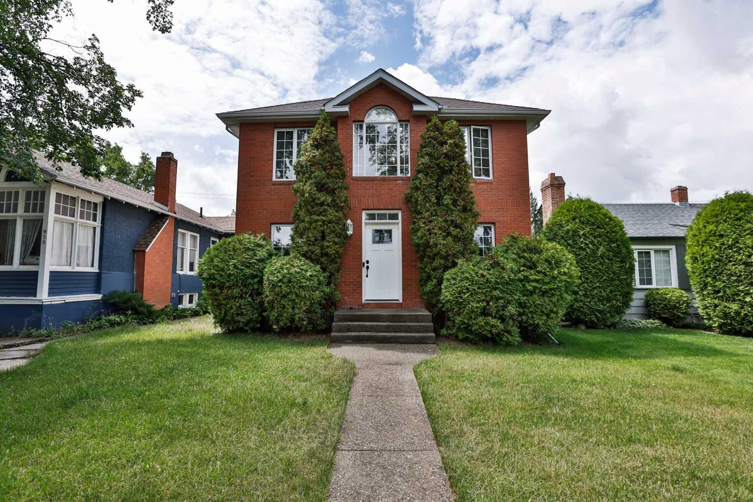 Property Photo:  936 13 Street S  AB T1J 2X2 