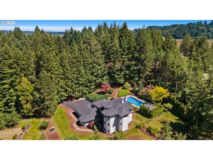 Property Photo: 1707 NW Doty Ln OR 97128