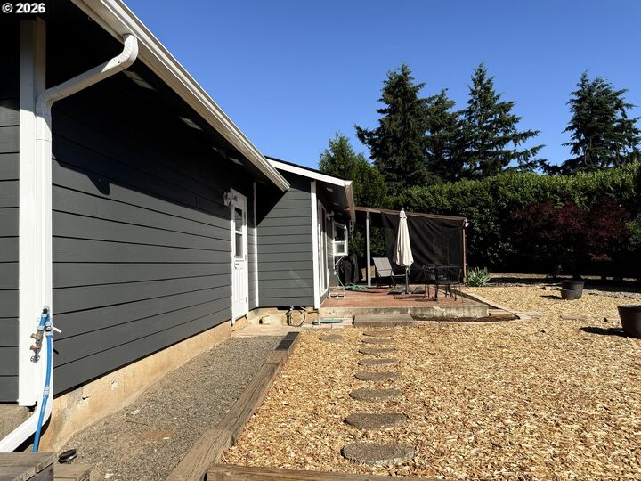 Property Photo:  21383 S Yeoman Rd  OR 97004 