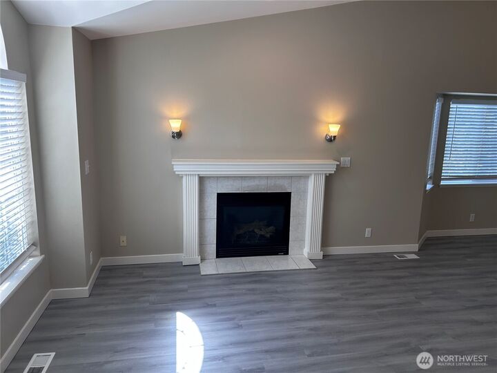 Property Photo:  7621  67th Street NE  WA 98270 