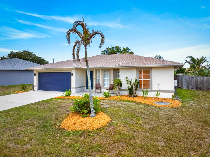 Property Photo:  521 SW Halifax Avenue  FL 34953 