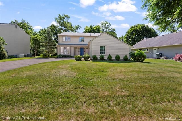 Property Photo: 1872 Flemington Drive MI 48098