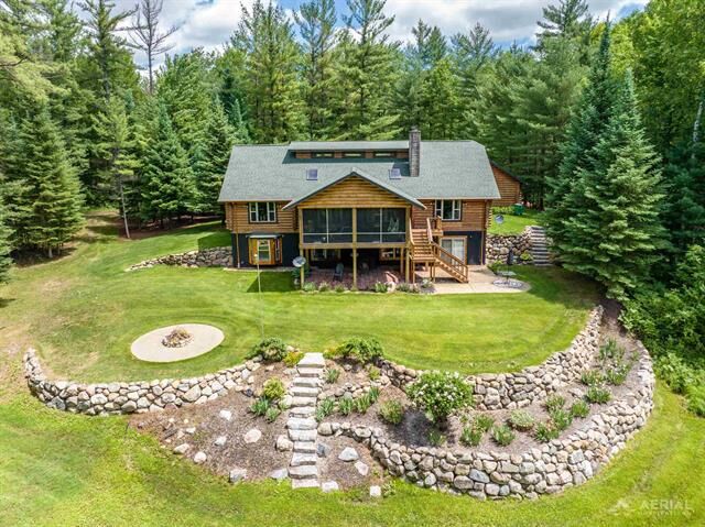 Property Photo:  1840 Nor-Wyn Drive  MI 48661 