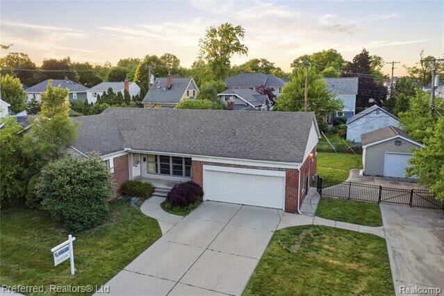 Property Photo:  860 Palmer Street  MI 48170 