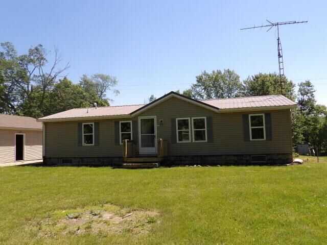 Property Photo:  797 N Snow Prairie Road  MI 49094 
