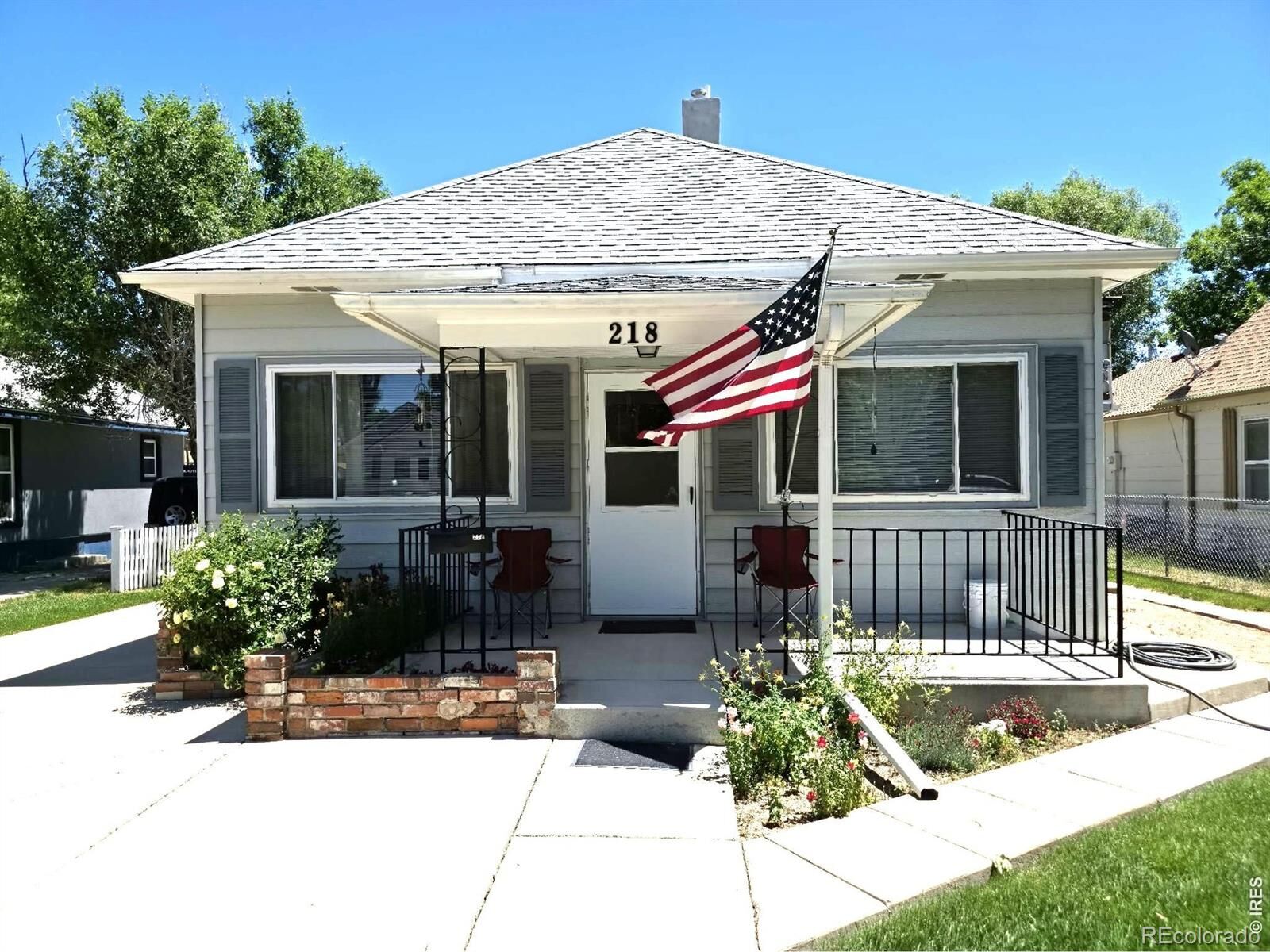Property Photo: 218 Maple Street CO 80701