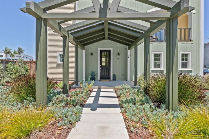 Property Photo:  401 San Luis Avenue  CA 95076 