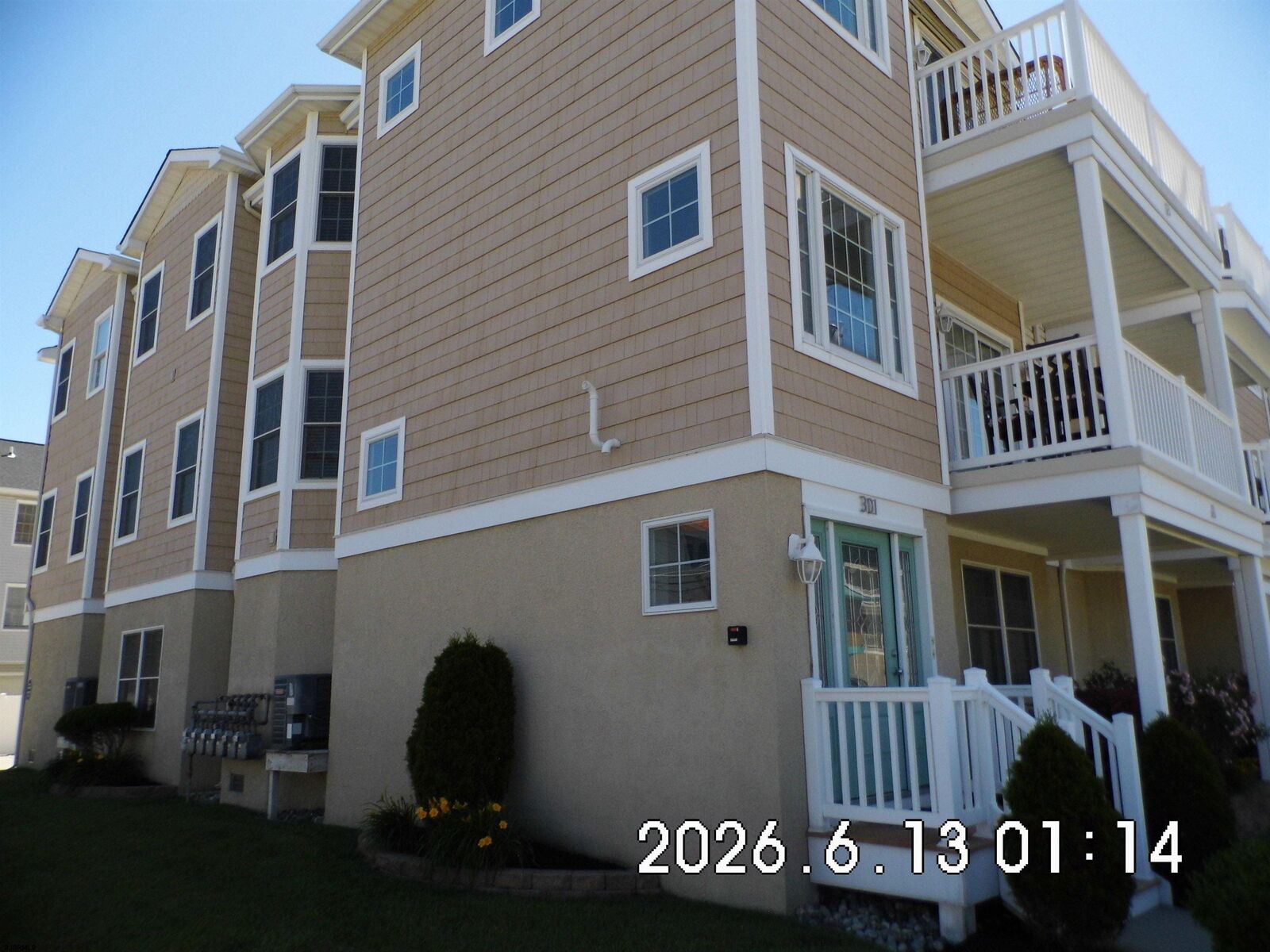 Property Photo: 301 E Bennett Ave 301A NJ 08260-0000
