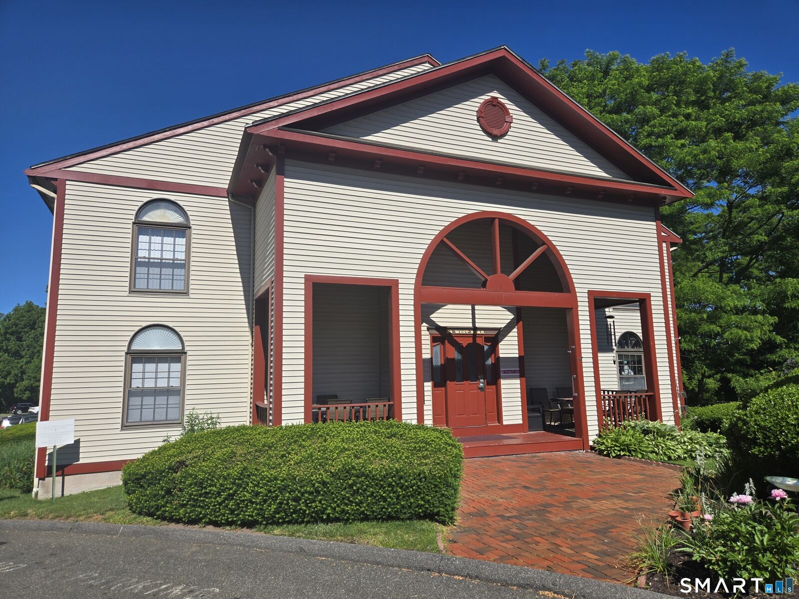 Property Photo: 24 West Road 16 CT 06029