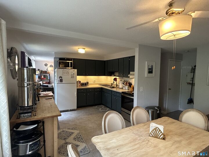 Property Photo: 47 Terrace Gardens 47 CT 06492