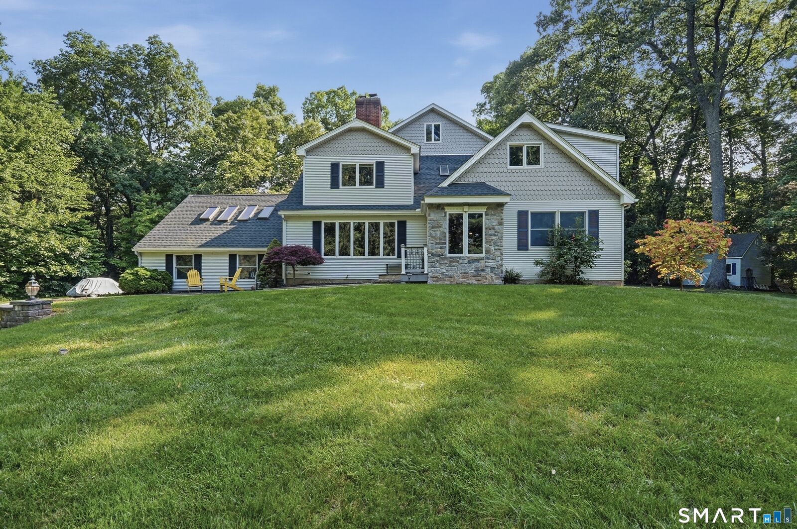 Property Photo: 890 Woodruff Street CT 06489