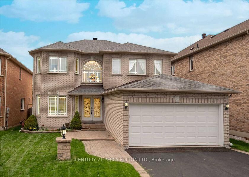 Property Photo: 14 Montesano Crescent ON L4B 4M9