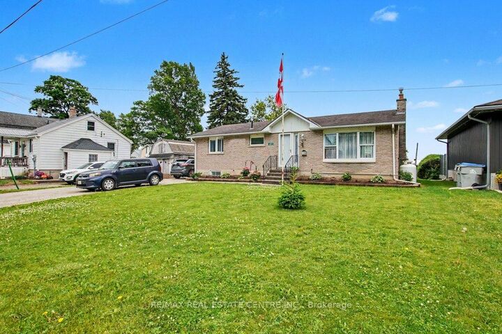Property Photo: 51 Schade Street ON N0K 1P0