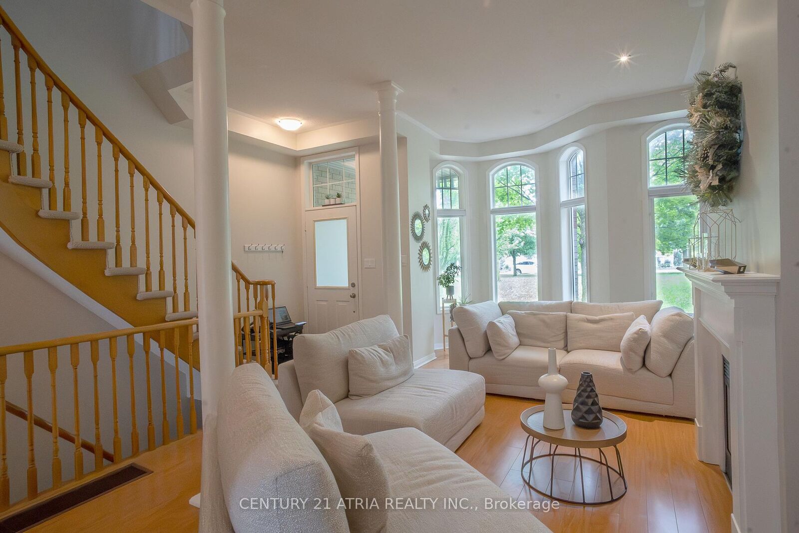 Property Photo: 73 Walkerville Road ON L6B 1B6
