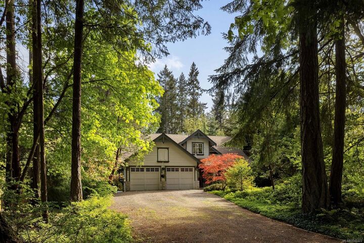 Property Photo:  627 Downey Rd  BC V8L 5M6 