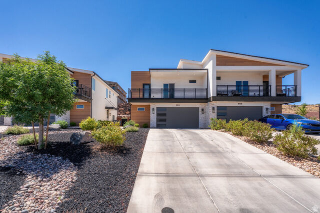 Property Photo: 868 E Desert Cactus Dr UT 84780