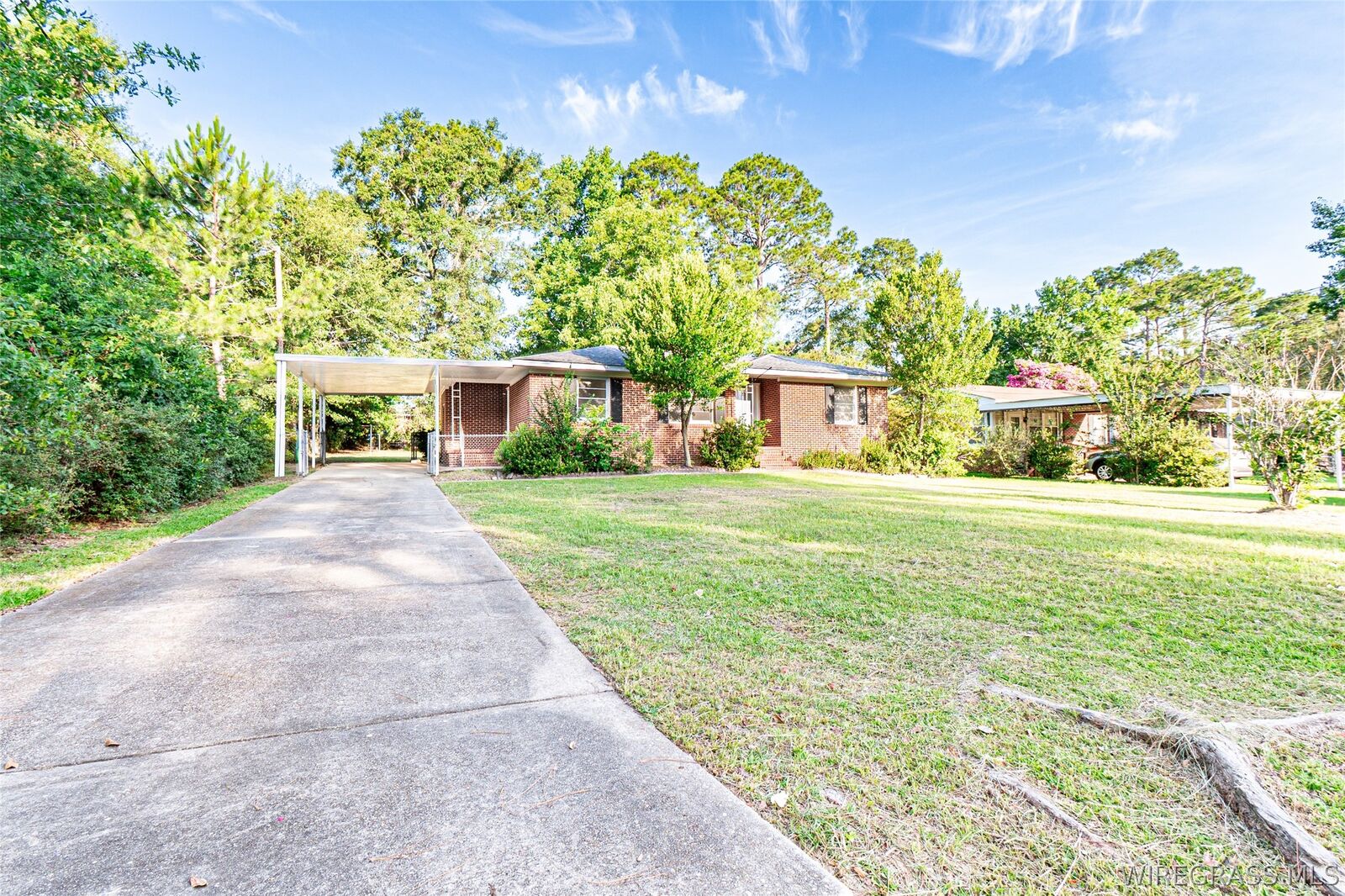 Property Photo:  504 Highland Street  AL 36301 