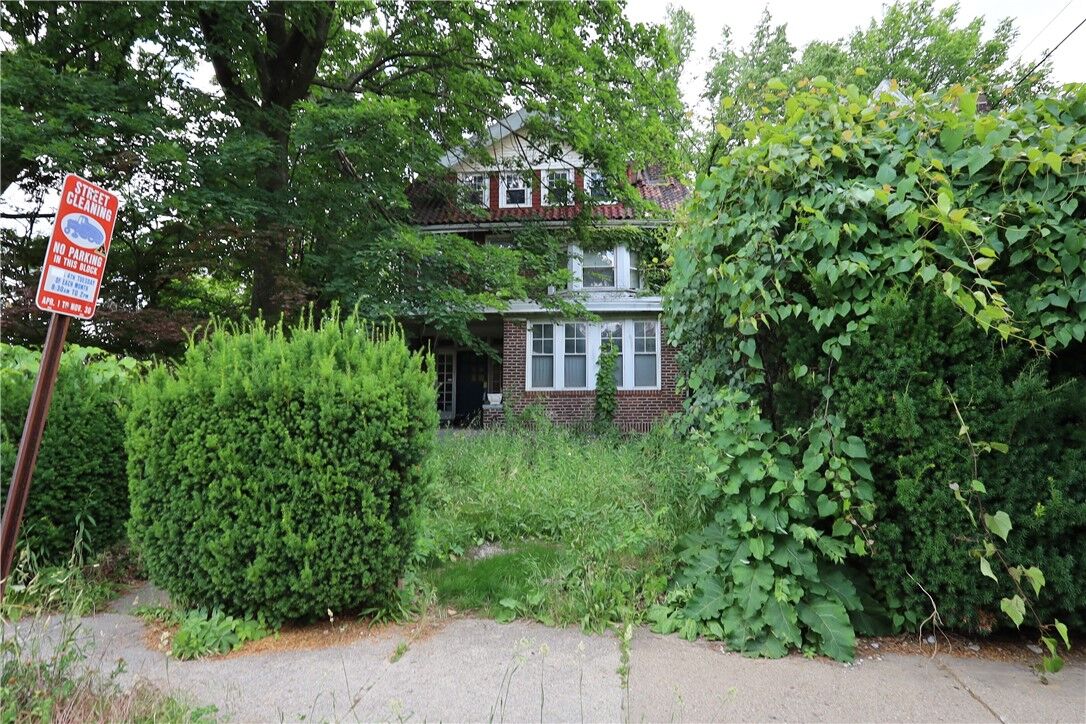 Property Photo:  6305 Darlington Rd  PA 15217 