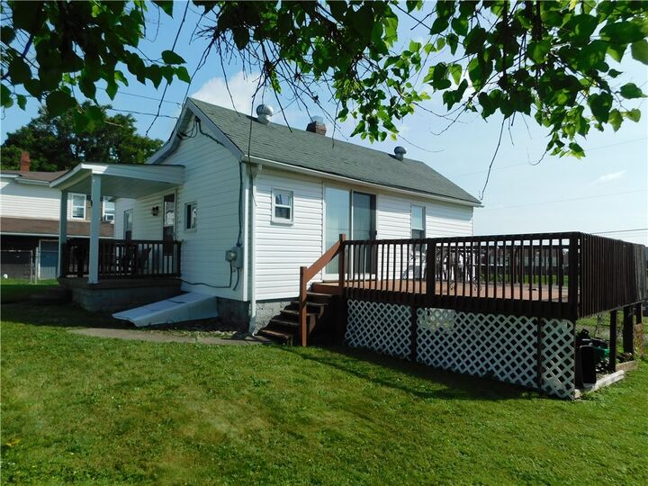 Property Photo:  98 Easy Street  PA 15401 