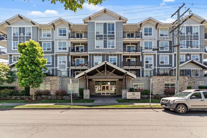 45630 Spadina Avenue 104 — photo 1