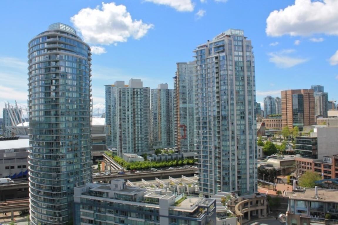 Property Photo:  63 Keefer Place 2102  BC V6B 6N6 