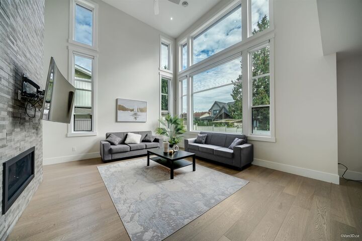 Property Photo: 708 Austin Avenue BC V3K 3N1