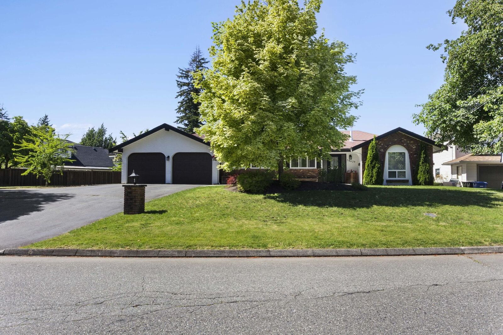 Property Photo: 34629 Ascott Avenue BC V2S 5A3
