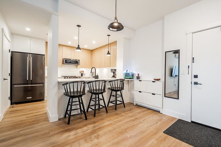 Property Photo: 2180 Kelly Avenue 1608 BC V3C 0S6