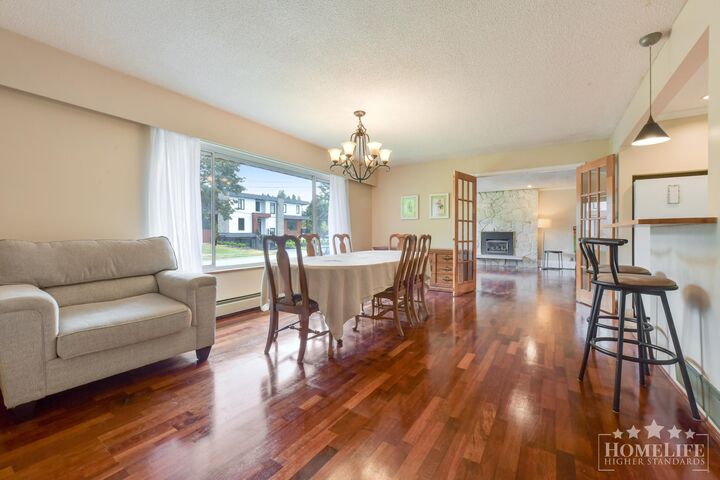 Property Photo:  13900 Blackburn Avenue  BC V4B 2Z2 