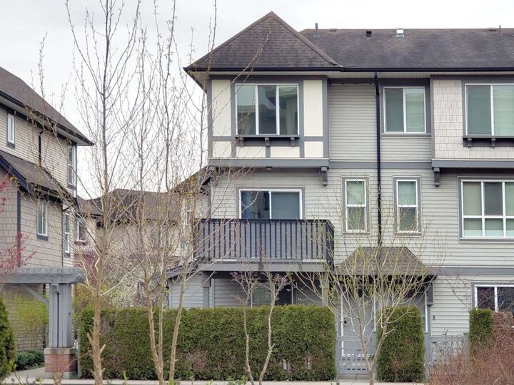 9566 Tomicki Avenue 23 — photo 1