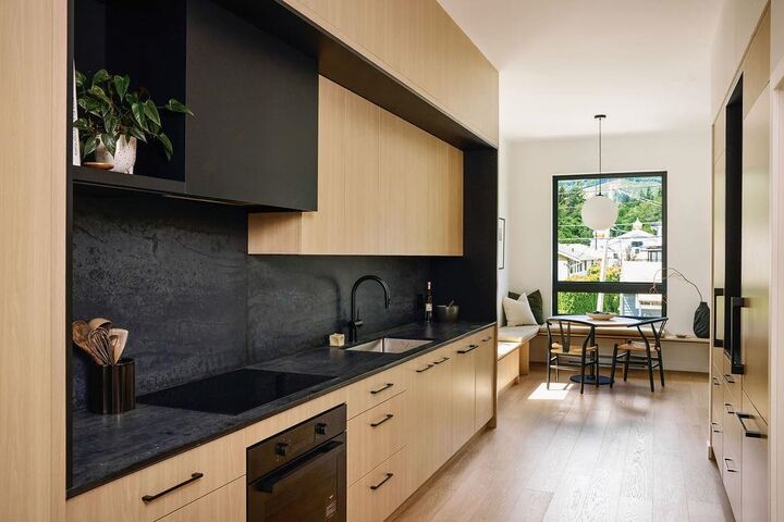 Property Photo: 37940 Fourth Avenue 2 BC V8B 0P7