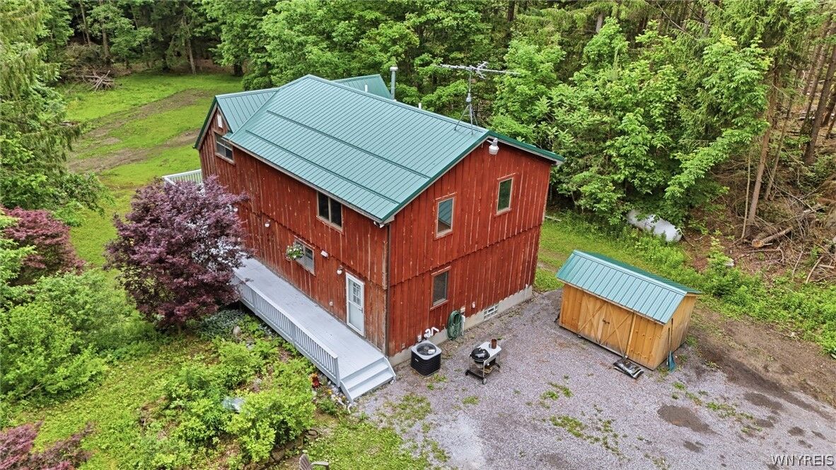 Property Photo: 3864 Hollow Road NY 14167